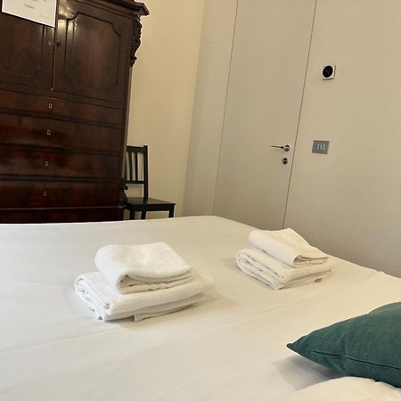 Hl Apartment - Sant'Ambrogio, Duomo Milano Esterno foto